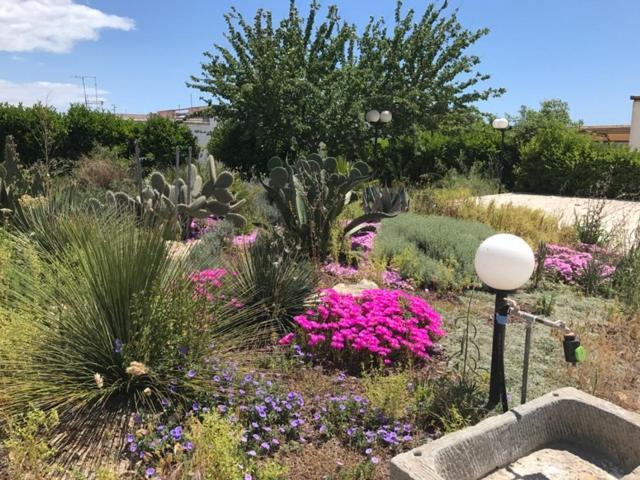 Villa Eugenia In Campomarino Di Maruggio, Puglia - Casa Vacanze Kültér fotó