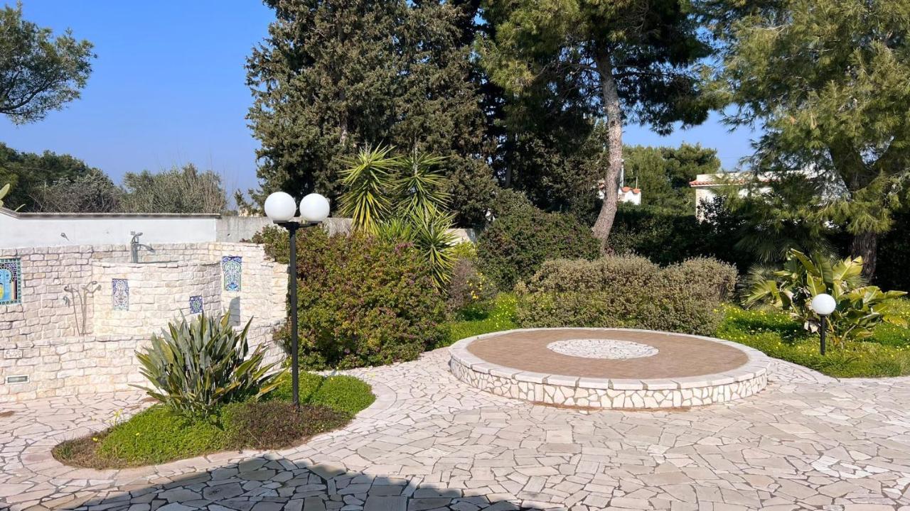 Villa Eugenia In Campomarino Di Maruggio, Puglia - Casa Vacanze Kültér fotó